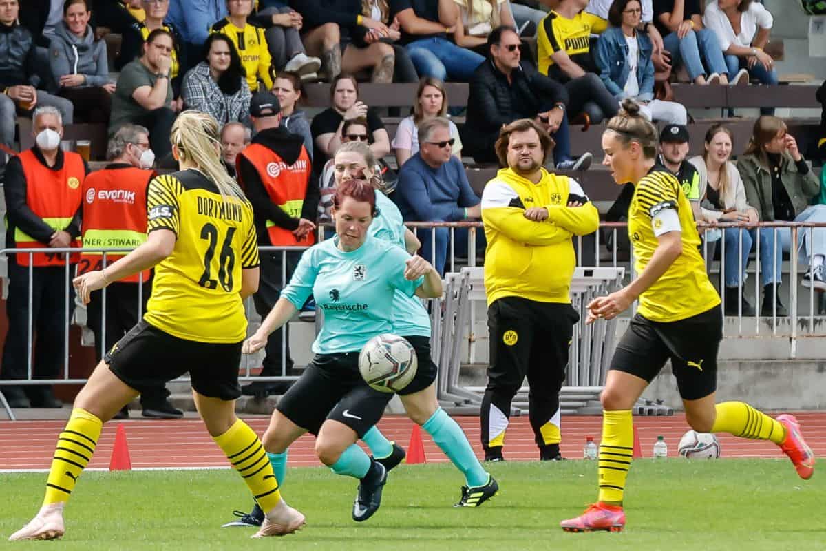 Frauenfußball Borussia Dortmund besiegt TSV 1860 München mit 31