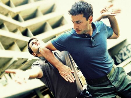 Krav Maga – 8 Gundtechniken für effektive Selbstverteidigung im Nahkampf