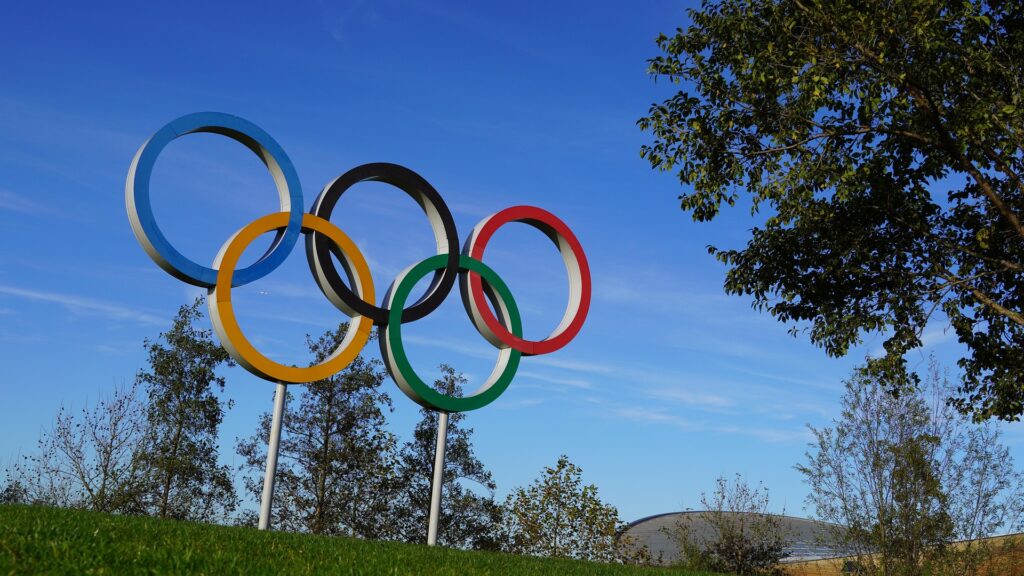 Ringen - Grundlagen des Ringkampfs & Tipps für Anfänger 2 Ringen ist eine der ältesten olypmischen Disziplinen.