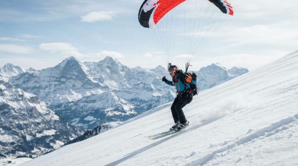Speedriding: Alles über Technik, Ausrüstung, Geschwindigkeit und Sicherheit 3 Im Bild wird die Dynamik des Speedridings sichtbar.